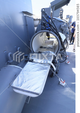 潛水病患者治療設備 海上自衛隊 103794565
