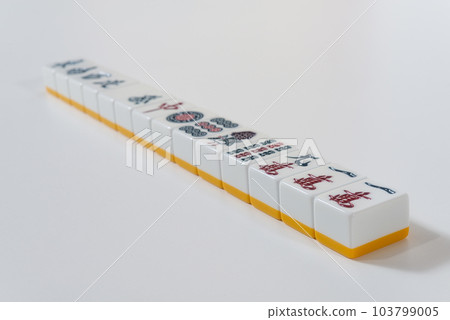 Mah-jong tiles 103799005