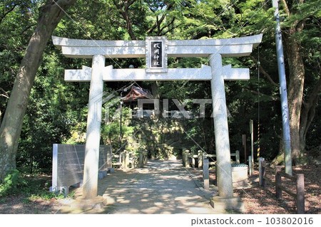 Hiraoka Shrine 103802016