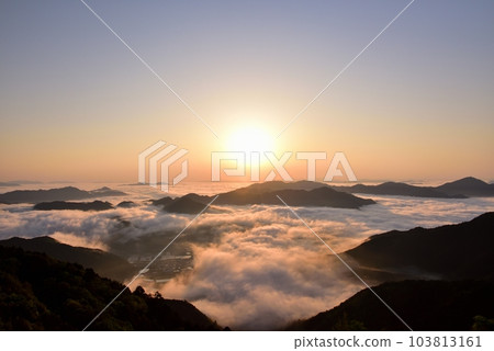 Iwawayama's sea of clouds 103813161