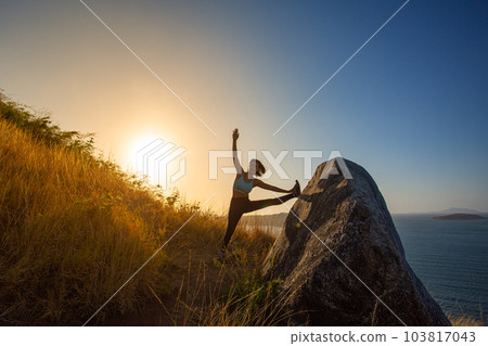 .Cape Krating is another tourist attraction and view point of Phuket..But to get to this place, .you have to walk on foot along the rocks and have to climb a long distance..beautiful viewpoint.. 103817043