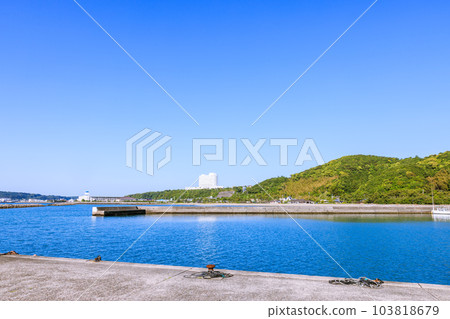 Hashigui Port, Kushimoto Town, Wakayama Prefecture Hashigui Port, Kushimoto Town, Wakayama Prefecture 103818679