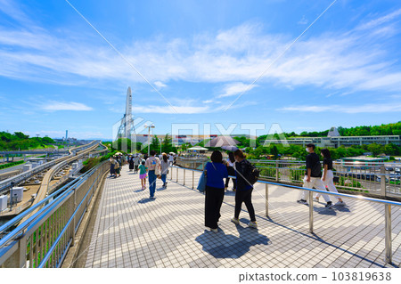 [Osaka Prefecture] Go to Expocity with friends on a blue sky holiday in July 103819638