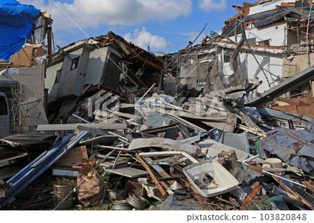 A building destroyed by a tornado 103820848
