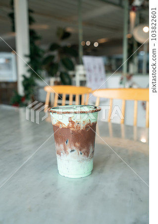 ice chocolate mint milkshake glass ice chocolate mint milkshake glass 103822601