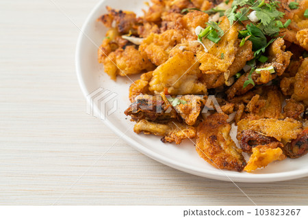 Crispy fried mussel pancake with egg Crispy fried mussel pancake with egg 103823267