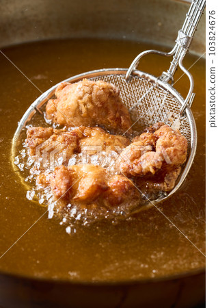 Fried chicken 103824676