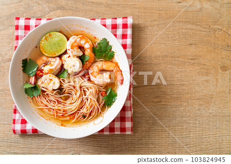 noodles with spicy soup and shrimps (Tom Yum Kung) 103824945