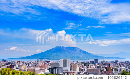 Panoramic view of Sakurajima , Kagoshima City and blue sky [ Scenery of Kagoshima City , Kagoshima Prefecture ] 103826542