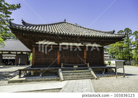 加古川覺林寺淨行堂（兵庫縣加古川市） 103836123