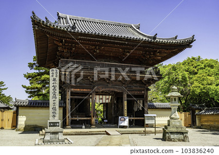 兵庫縣加古川市仁王門加古川覺林寺 兵庫縣加古川市仁王門加古川覺林寺 103836240