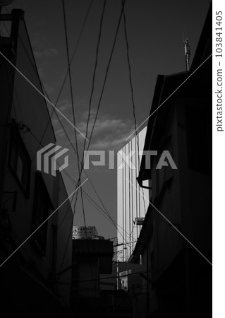 intersecting lines and buildings 103841405