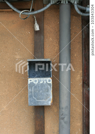 Retro mailbox Retro mailbox 103843304