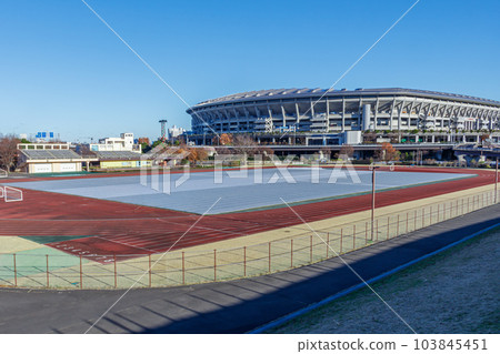 [Urban scenery of Kanagawa] Urban scenery around Shin-Yokohama Park (Nissan Stadium / Kozukue Stadium) 103845451