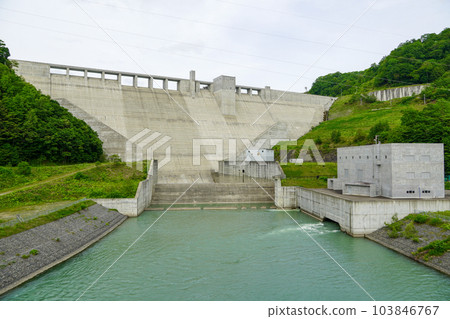 夕張樹波呂水壩/混凝土重力壩 103846767