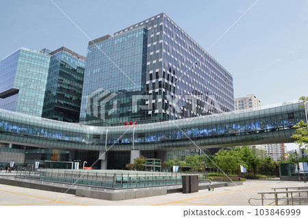 The streets in front of Pangyo Station in South Korea The streets in front of Pangyo Station in South Korea 103846999