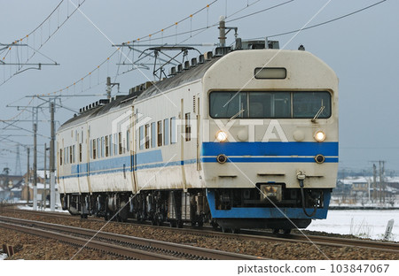 Hokuriku Main Line Mikawa-Kaga Kasama JR West 419 series D08 organization (Fukui) Hokuriku Main Line Mikawa-Kaga Kasama JR West 419 series D08 organization (Fukui) 103847067