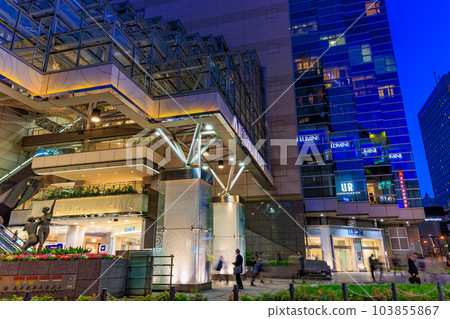 Tokyo, Toshima Ward, Ikebukuro West Exit, Metropolitan Plaza Tokyo, Toshima Ward, Ikebukuro West Exit, Metropolitan Plaza 103855867