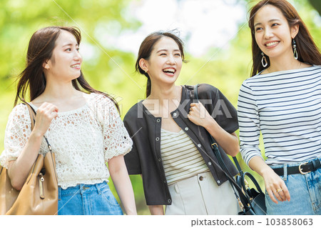 Girls trip Graduation trip 103858063