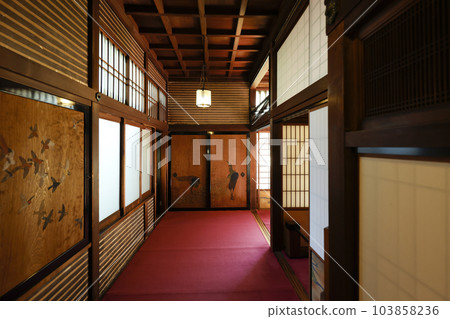 三井八郎右衛門之家 103858236