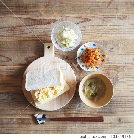 breakfast with egg sandwich 103859126