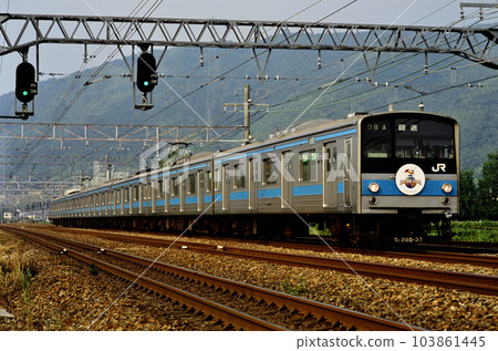 2001年7系205傳動車在東海道線上行駛 2001年7系205傳動車在東海道線上行駛 103861445