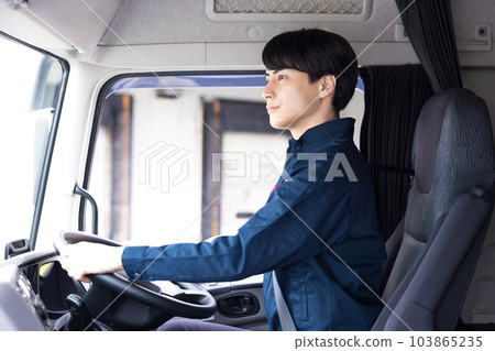 貨車司機司機畫像 103865235
