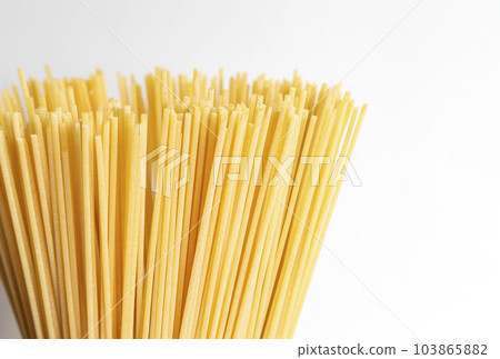Spaghetti 103865882