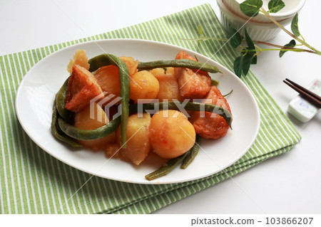 燉菜、馬鈴薯、青豆、蜜餞 燉菜、馬鈴薯、青豆、蜜餞 103866207
