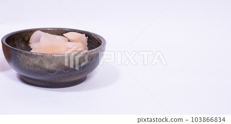 Sweet and sour pickled fresh ginger 103866834