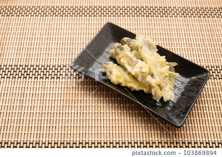 Tempura of aleurita 103869894