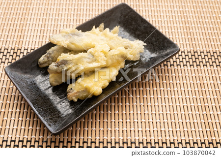 Tempura of aleurita Tempura of aleurita 103870042