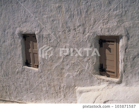 米科諾斯鎮外牆和窗戶細節 米科諾斯鎮外牆和窗戶細節 103871587