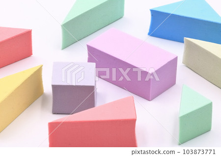Image of building block 103873771