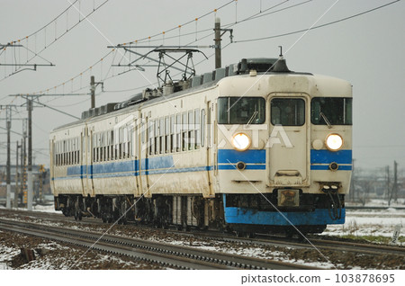 北陸本線三河加賀笠間 JR 西日本 475 系 A21 編隊（金澤） 103878695