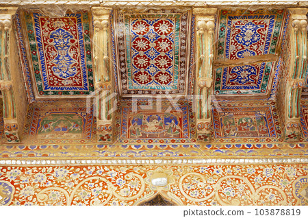 1100 Khidkiyon Ki Haveli, owned by Babulal Surana, located in Churu, Shekhawati, Rajasthan, India 103878819