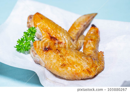 Grill of chicken wings 103880267
