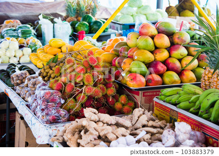 Hawaii Island Hawaii Hilo Farmers Market Fruits Hawaii Island Hawaii Hilo Farmers Market Fruits 103883379