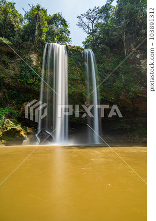 Misol Ha Waterfall in Chiapas Misol Ha Waterfall in Chiapas 103891312