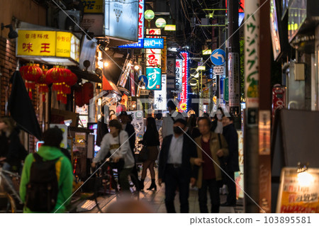 《Tokyo》 Nostalgic bar in front of Nakano station 103895581