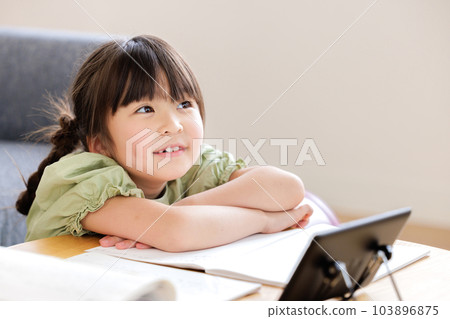 Elementary school children Homework 103896875