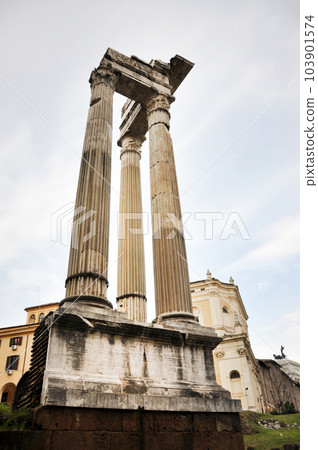 Theatre of Marcellus (Teatro di Marcello). Rome, Italy Theatre of Marcellus (Teatro di Marcello). Rome, Italy 103901574