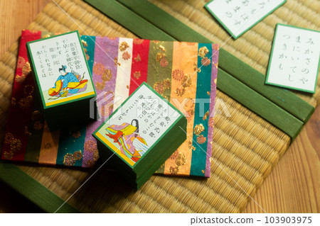 “百人一首”，一首傳統的新年歌曲 103903975