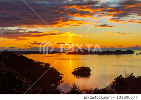 【宮城的自然風光】松島的日出(初升) 【宮城的自然風光】松島的日出(初升) 103906577