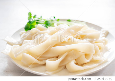 煮的火鍋面 103912970