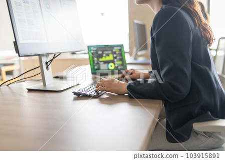 Business image desk work Business image desk work 103915891