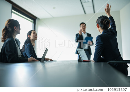  企業形象 103915897