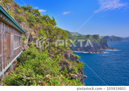 伊豆半島、南伊豆、伊豆七大奇景之一的色崎、石室神社、靜岡縣南伊豆町 伊豆半島、南伊豆、伊豆七大奇景之一的色崎、石室神社、靜岡縣南伊豆町 103919801