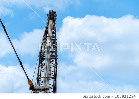 blue sky and crawler crane blue sky and crawler crane 103921254