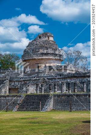 El Caracol in Chichen Itza 103924457